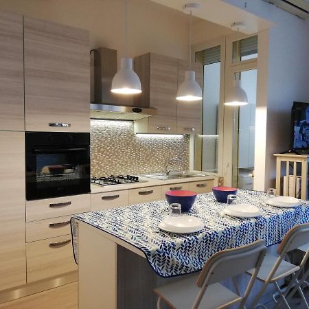 Appartamento Scilla Monolocale - Sulla Spiaggia Di Rimini Exterior foto