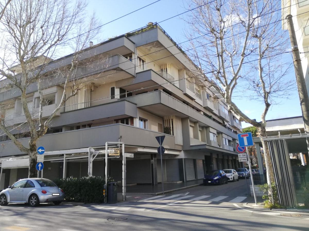 Appartamento Scilla Monolocale - Sulla Spiaggia Di Rimini Exterior foto